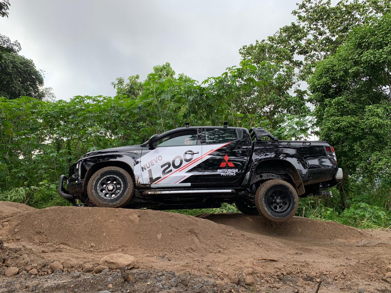 Nuevo Mitsubishi L Llega A El Salvador Todo Motor Centroam Rica